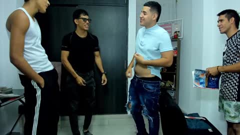 Snapshot of hot_sexmature chatting on 01-21-25, 10:52 Vanesa Oliver and Andrew online show from 01-21-25, 10:52