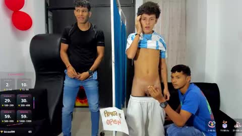 Snapshot of hot_sexmature chatting on 02-24-25, 04:47 Vanesa Oliver and Andrew online show from 02-24-25, 04:47