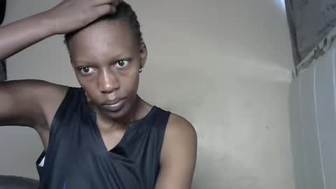 Snapshot of hot_slimcutie chatting on 03-05-25, 10:44 slimcute online show from 03-05-25, 10:44