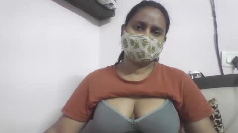 Tanvi online show from 04-10-26, 11:37