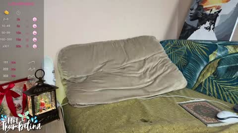 Snapshot of hot_thumbelina chatting on 12-28-24, 03:26 Hot Thumbelina online show from 12-28-24, 03:26