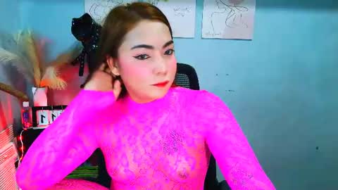 hot_xirene online show from 06-11-26, 02:37