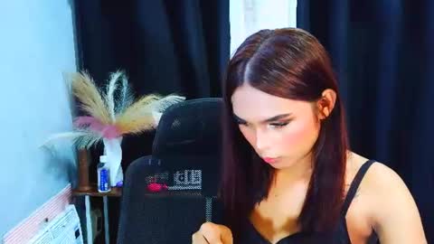 hot_xirene online show from 07-19-26, 07:23
