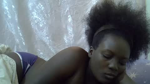 Snapshot of hot_zelinda chatting on 06-16-26, 11:57 hot_zelinda online show from 06-16-26, 11:57