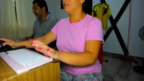Snapshot of hotandfierylatinos chatting on 07-04-26, 11:38 hotandfierylatinos online show from 07-04-26, 11:38