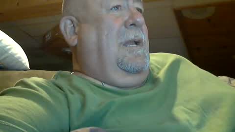 Snapshot of hotandhornyxxx1 chatting on 07-09-26, 05:28 Hot and Horny online show from 07-09-26, 05:28