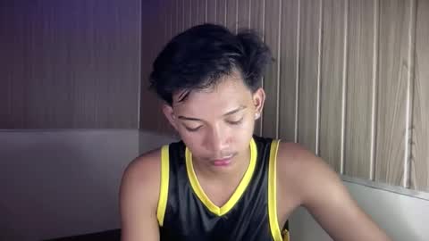 hotasian_jerome online show from 05-03-26, 12:11