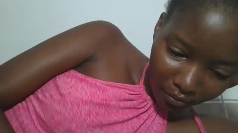 Snapshot of hotbabbee chatting on 06-23-26, 06:11 love online show from 06-23-26, 06:11