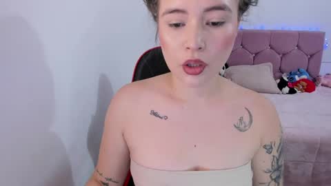 Snapshot of hotbbcwife chatting on 06-03-26, 06:24 lesly and ander online show from 06-03-26, 06:24