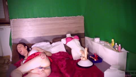 Snapshot of hotbettybellucci chatting on 02-26-25, 01:11 Betty Bellucci online show from 02-26-25, 01:11