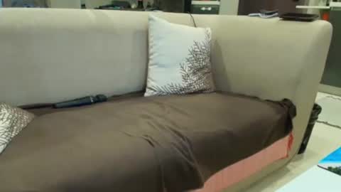 Snapshot of hotbipaar40 chatting on 06-03-26, 05:18 TinaSven online show from 06-03-26, 05:18
