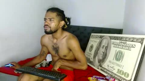 Snapshot of hotbody22_ chatting on 04-25-26, 05:21 hotbody22_ online show from 04-25-26, 05:21