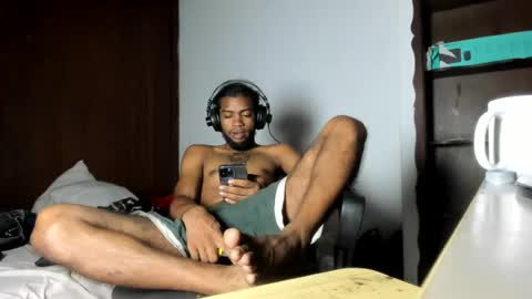 Snapshot of hotbody22_ chatting on 07-10-26, 11:51 hotbody22_ online show from 07-10-26, 11:51