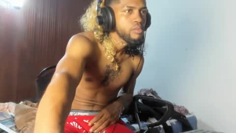 Snapshot of hotbody22_ chatting on 07-13-26, 11:57 hotbody22_ online show from 07-13-26, 11:57