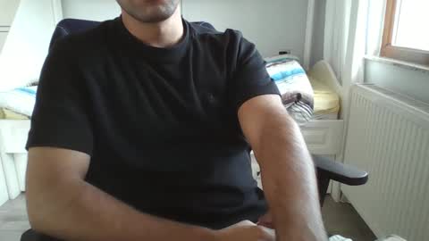 Snapshot of hotboy975334 chatting on 10-24-25, 11:17 Alp online show from 10-24-25, 11:17