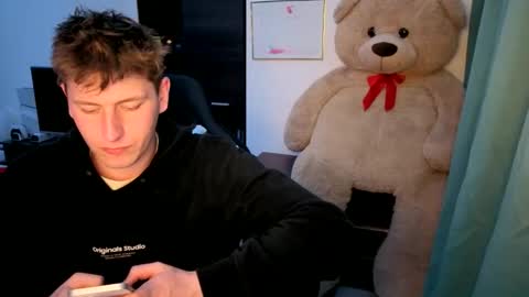 Hotboyshorny online show from 04-27-26, 01:31