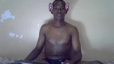 Snapshot of hotcum256 chatting on 06-10-26, 06:40 hotcum256 online show from 06-10-26, 06:40