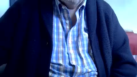 Snapshot of hotejok chatting on 05-12-26, 10:01 hotejok online show from 05-12-26, 10:01