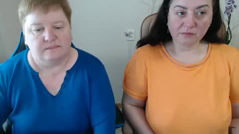 Snapshot of hotfiremommy chatting on 04-30-26, 09:15 LimonkaFire online show from 04-30-26, 09:15