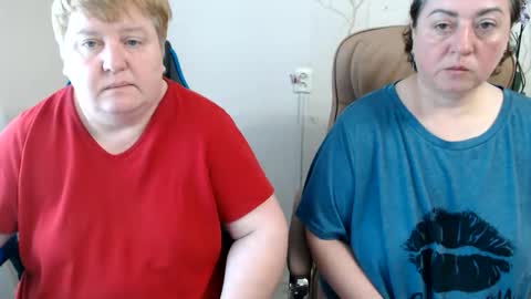 Snapshot of hotfiremommy chatting on 06-07-26, 06:50 LimonkaFire online show from 06-07-26, 06:50