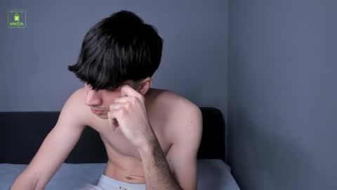 QUENTIN online show from 04-05-26, 05:48