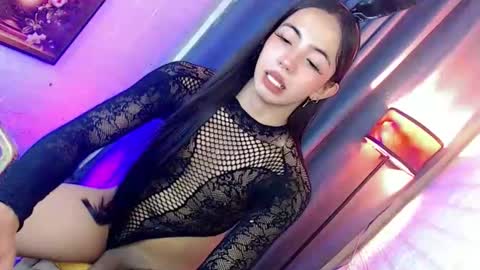 hotfucking_queen1111 online show from 11-26-25, 01:23