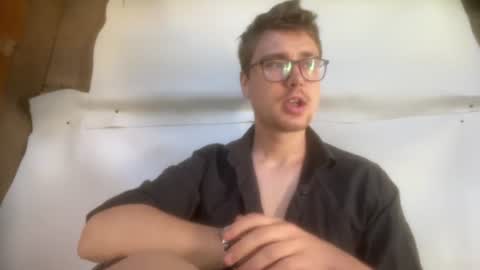 William online show from 06-25-26, 07:02