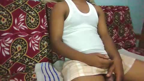 hotguyy001 online show from 01-16-26, 02:15