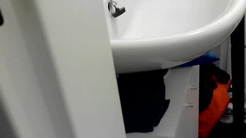 Snapshot of hothornyanddutch chatting on 01-29-25, 07:04 Hot Dutchie online show from 01-29-25, 07:04