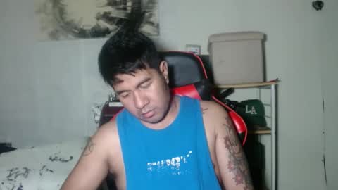 Snapshot of hothunkybear23 chatting on 10-19-25, 04:13 Khel online show from 10-19-25, 04:13