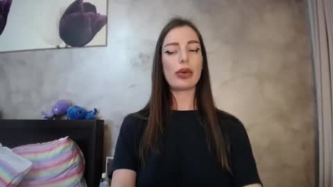 Lia   online show from 03-01-26, 10:45