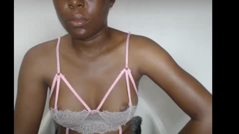 hotjessie0 online show from 02-10-26, 04:27