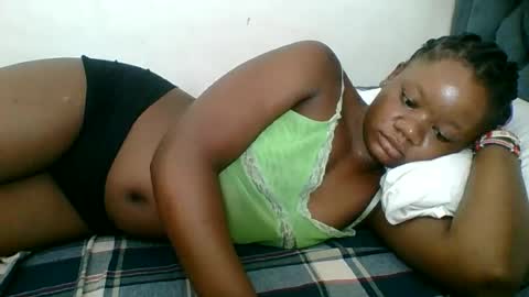 Snapshot of hotjeylee chatting on 06-15-26, 11:40 LOYCE online show from 06-15-26, 11:40