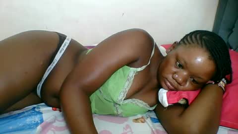 Snapshot of hotjeylee chatting on 07-04-26, 03:07 LOYCE online show from 07-04-26, 03:07