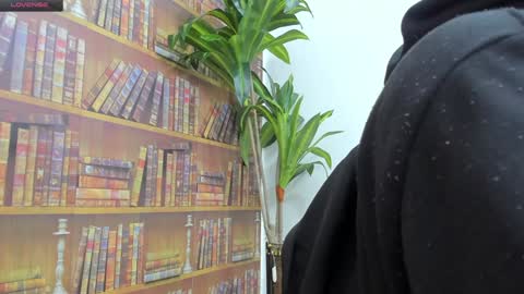 Hotkoljei online show from 01-11-25, 03:13