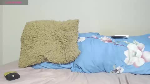 Snapshot of hotkrystel chatting on 04-23-26, 12:29 Krystel online show from 04-23-26, 12:29
