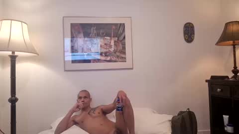 Snapshot of hotlatt4sail chatting on 10-10-25, 01:48 hotlatt4sail online show from 10-10-25, 01:48