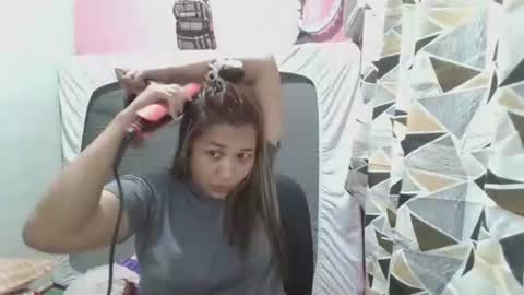 hotlavender online show from 04-14-26, 01:33