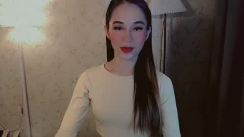 Snapshot of hotlegsxandra chatting on 10-16-25, 09:32 XANDRA online show from 10-16-25, 09:32