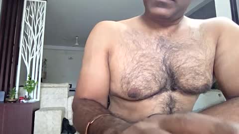 Snapshot of hotm_on_cam chatting on 10-23-25, 09:52 hotm_on_cam online show from 10-23-25, 09:52