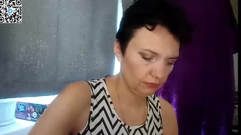 Snapshot of hotmamaqueen234 chatting on 06-18-26, 11:58 hotmamaqueen234 online show from 06-18-26, 11:58