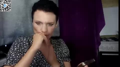 Snapshot of hotmamaqueen234 chatting on 06-25-26, 11:53 hotmamaqueen234 online show from 06-25-26, 11:53