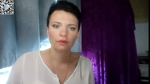 Snapshot of hotmamaqueen234 chatting on 06-29-26, 11:10 hotmamaqueen234 online show from 06-29-26, 11:10