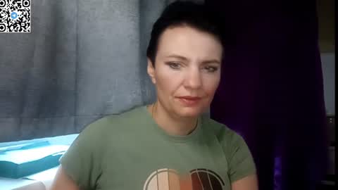 Snapshot of hotmamaqueen234 chatting on 07-10-26, 11:46 hotmamaqueen234 online show from 07-10-26, 11:46