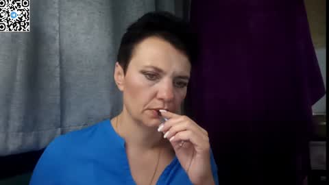 Snapshot of hotmamaqueen234 chatting on 07-12-26, 10:23 hotmamaqueen234 online show from 07-12-26, 10:23
