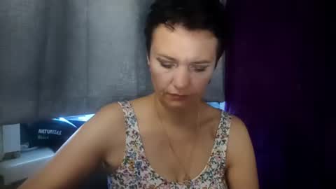 Snapshot of hotmamaqueen234 chatting on 08-03-26, 07:51 hotmamaqueen234 online show from 08-03-26, 07:51