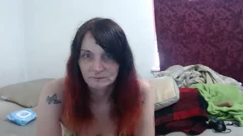 hotmodel1984 online show from 10-07-25, 06:38