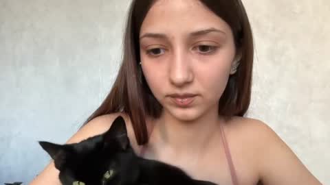 Cherry  online show from 07-19-26, 04:22