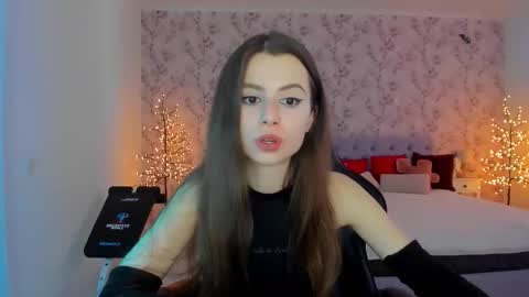 hotmolly_ online show from 03-16-26, 11:03