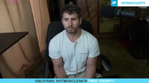 Snapshot of hotmuscles6t9 chatting on 05-31-26, 07:04 hotmuscles6t9 online show from 05-31-26, 07:04